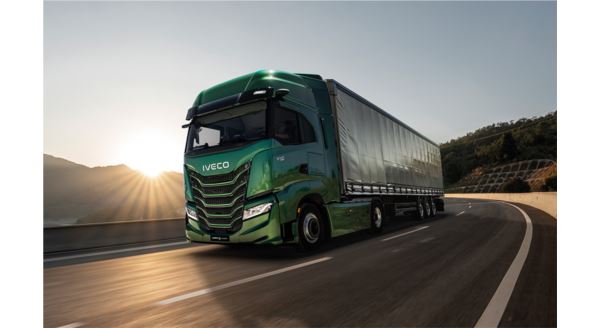 IVECO S-Way diesel trattore tuo con 5 anni o 500.000 km di garanzia e tasso leasing agevolato da Strappini